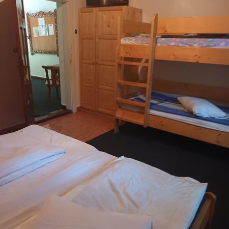 Antonia Hotel Бъйле Тушнад Екстериор снимка