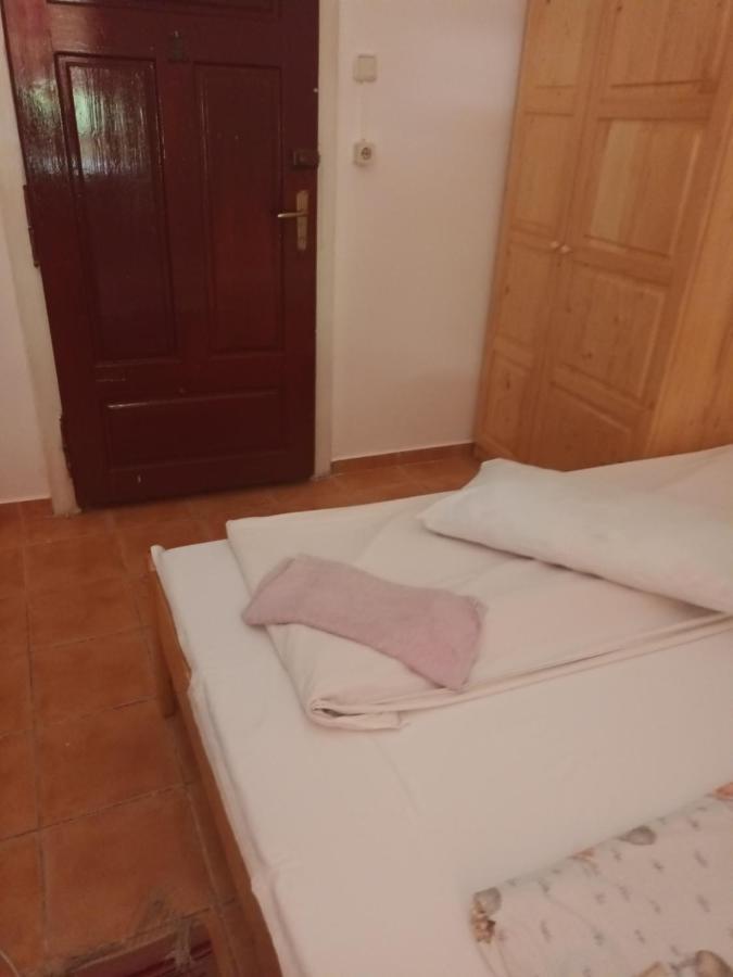Antonia Hotel Бъйле Тушнад Екстериор снимка